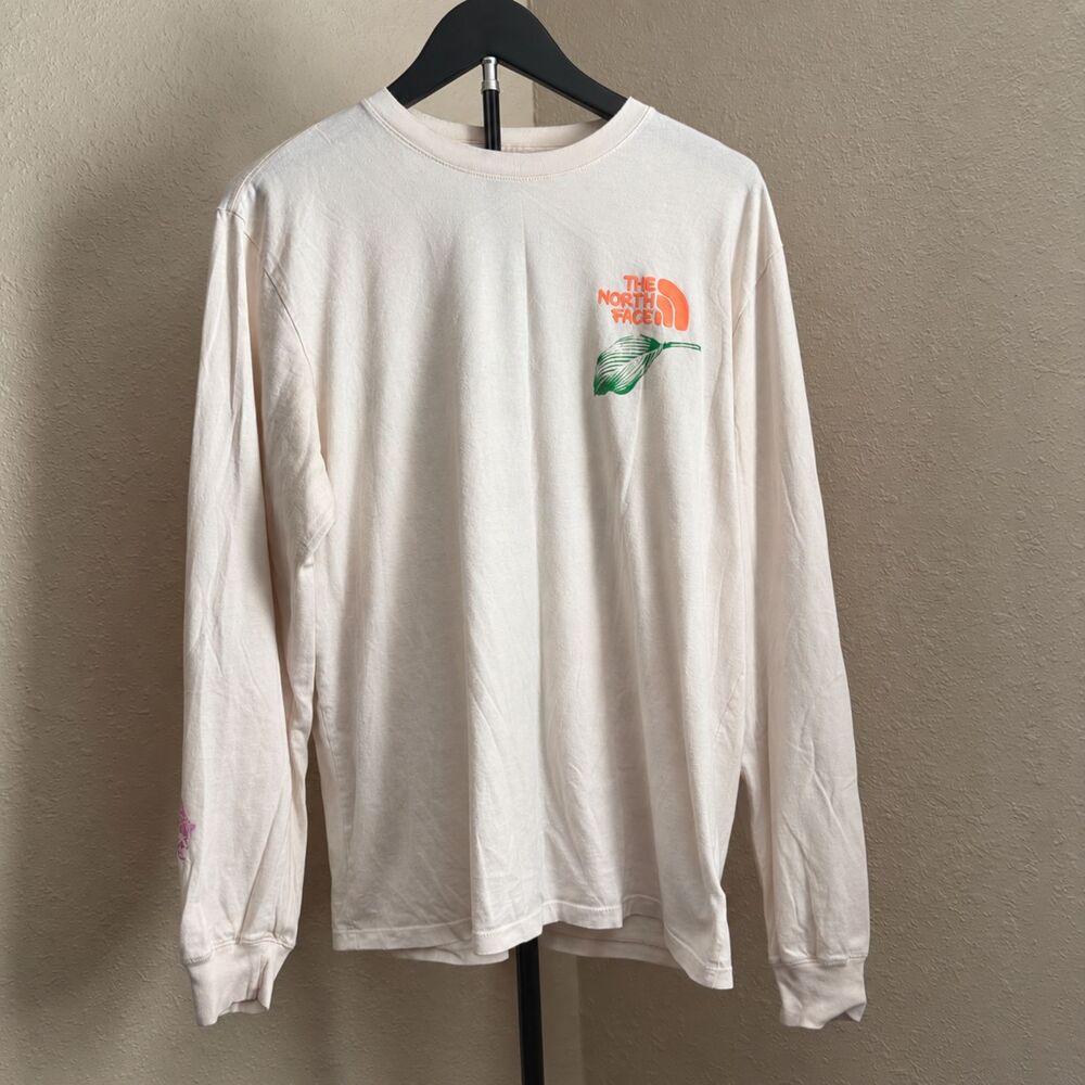The North Face Graphic Long Sleeve Shirt